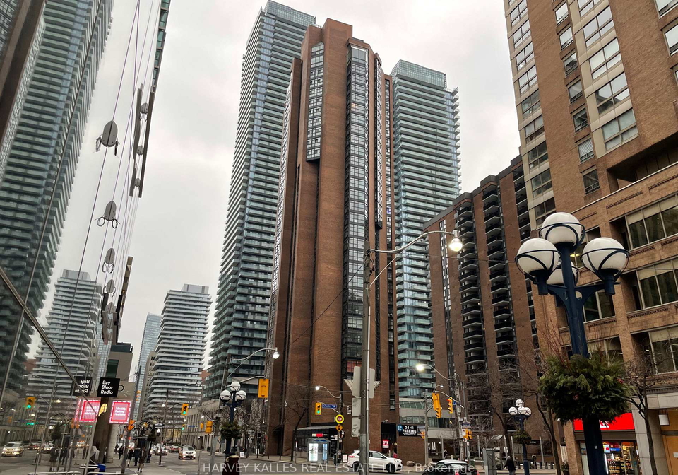 55-w-charles-street-w-toronto-toronto-ontario-c13679848
