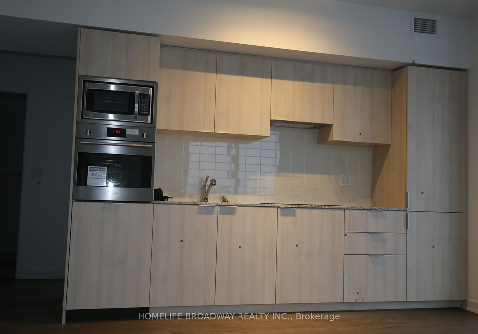 11-wellesley-street-w-toronto-toronto-ontario-c13679972