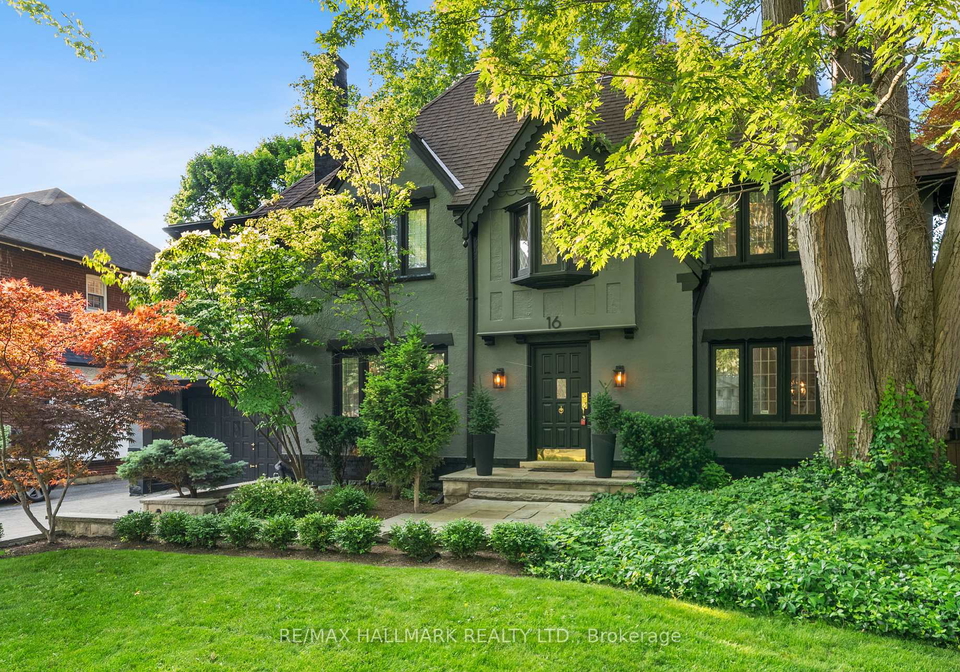 16-elderwood-drive-toronto-toronto-ontario-c13680142