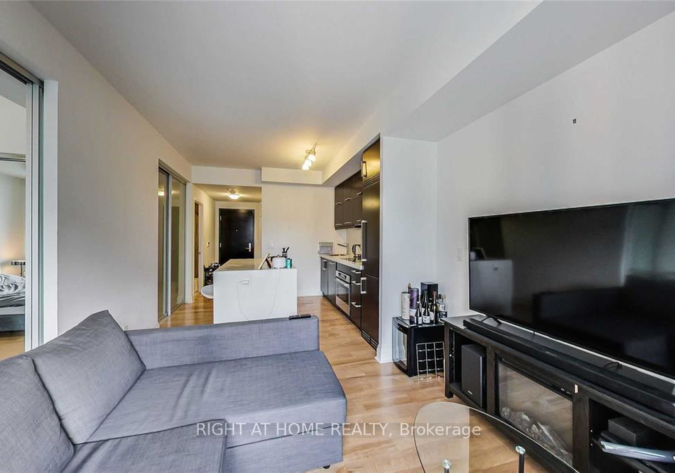 65-st-mary-street-toronto-toronto-ontario-c13680240