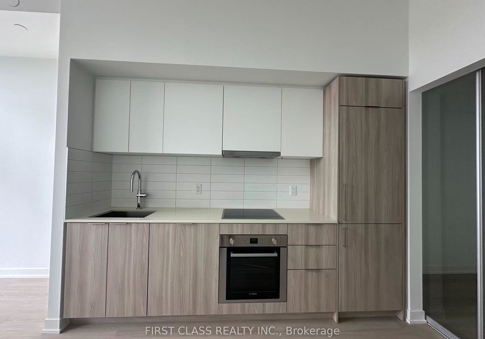 15-david-salomon-drive-toronto-east-york-ontario-c13680264