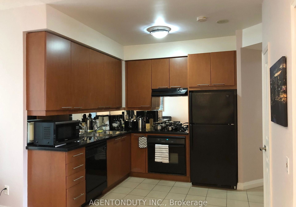 1121-bay-street-toronto-toronto-ontario-c13680280