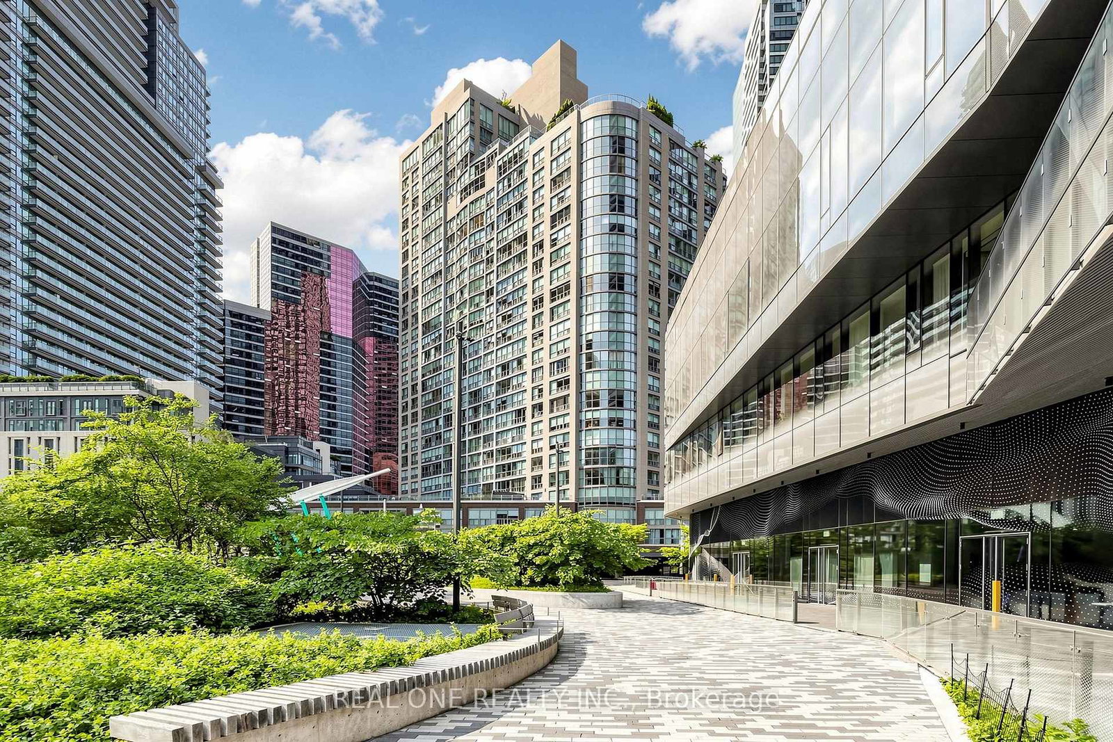 24-wellesley-street-w-toronto-toronto-ontario-c13680310