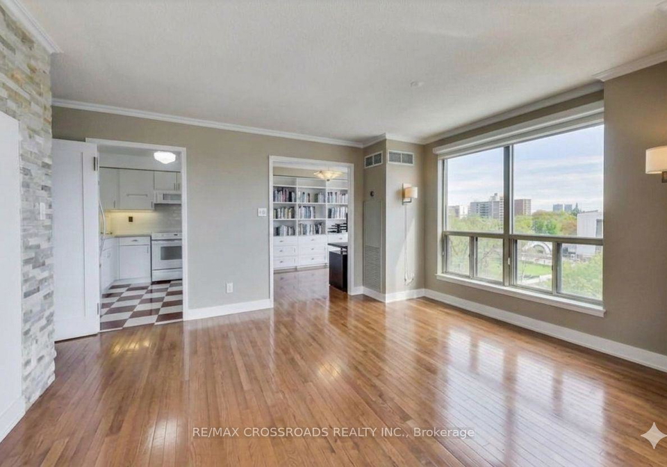 298-jarvis-street-toronto-toronto-ontario-c13680340