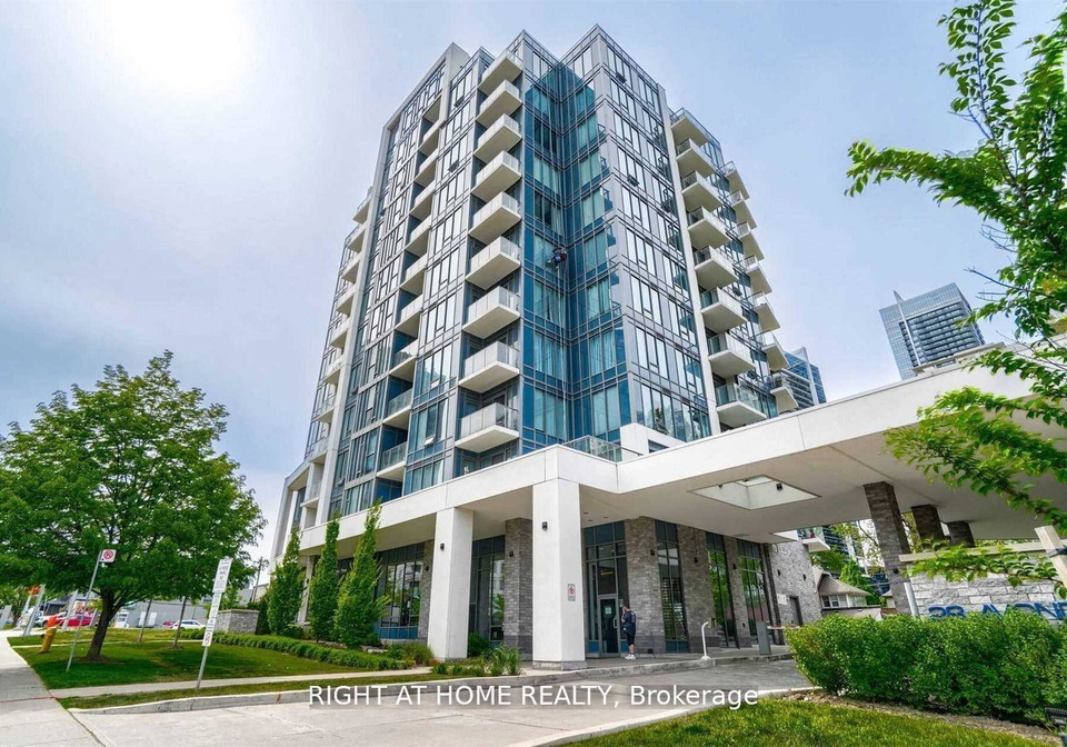 28-avondale-avenue-toronto-north-york-ontario-c13680370
