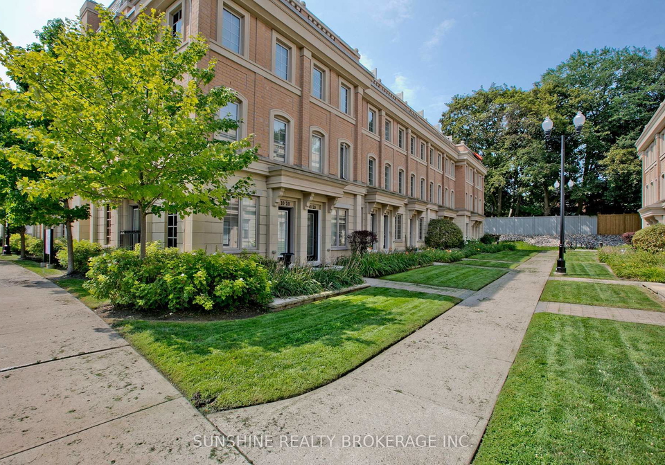 20-hargrave-lane-toronto-north-york-ontario-c13680384