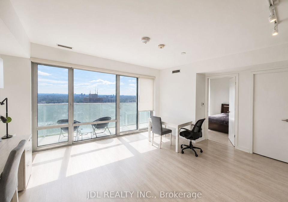 501-yonge-street-toronto-toronto-ontario-c13680466