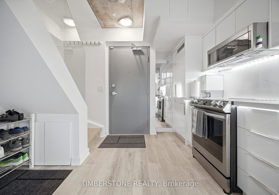 255-richmond-street-e-toronto-toronto-ontario-c13680608