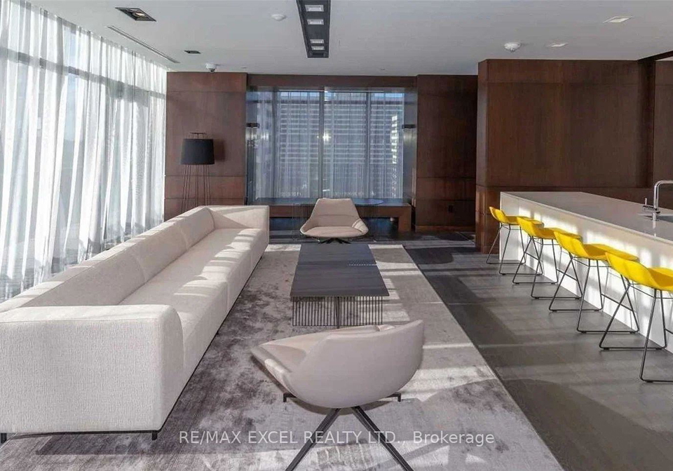 8-eglinton-avenue-e-toronto-toronto-ontario-c13680614