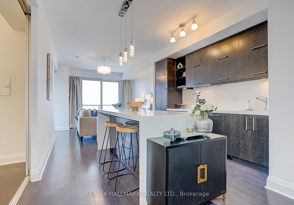 65-st-mary-street-toronto-toronto-ontario-c13680672