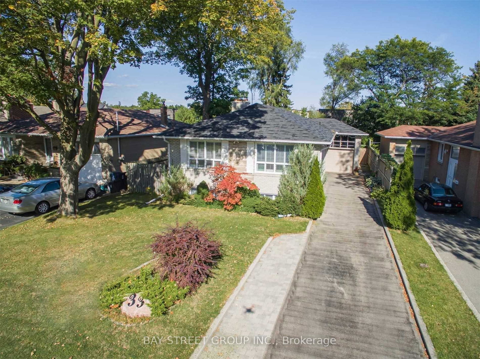 33-heathview-avenue-toronto-north-york-ontario-c13680892