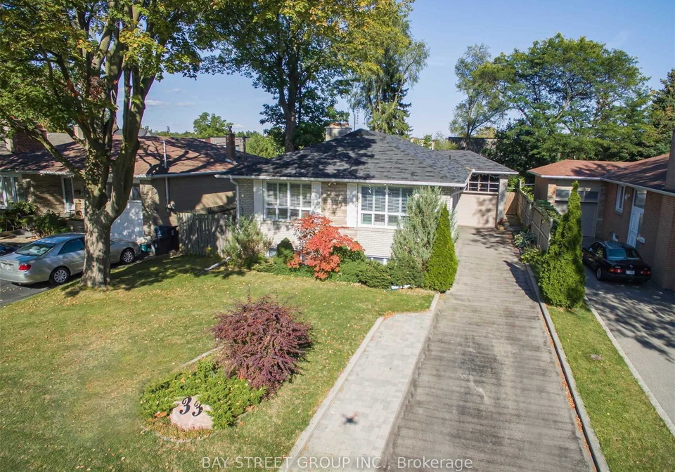 33-heathview-avenue-toronto-north-york-ontario-c13680892