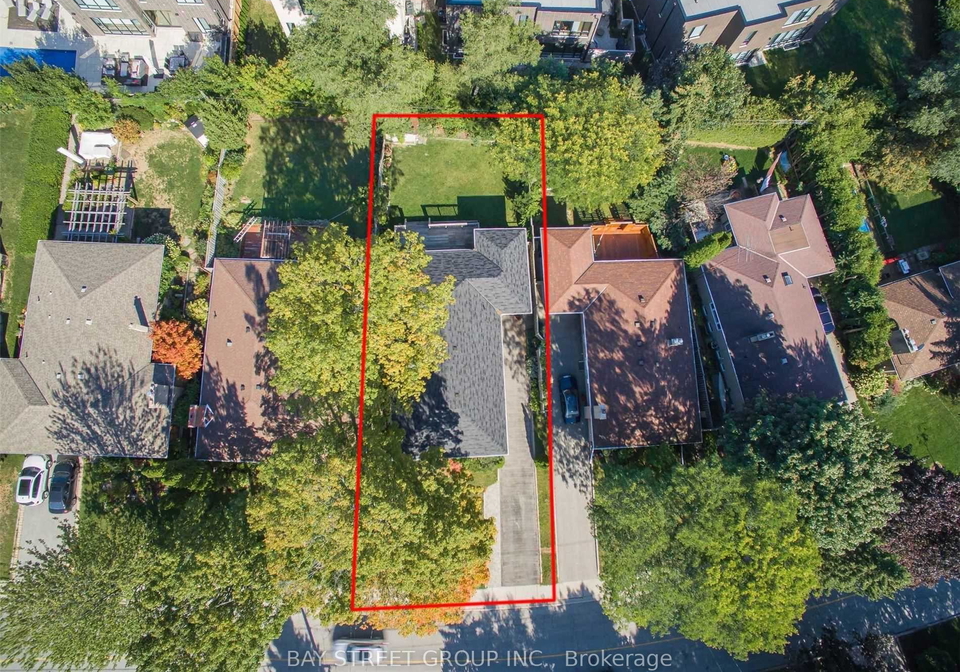 33-heathview-avenue-toronto-north-york-ontario-c13680892