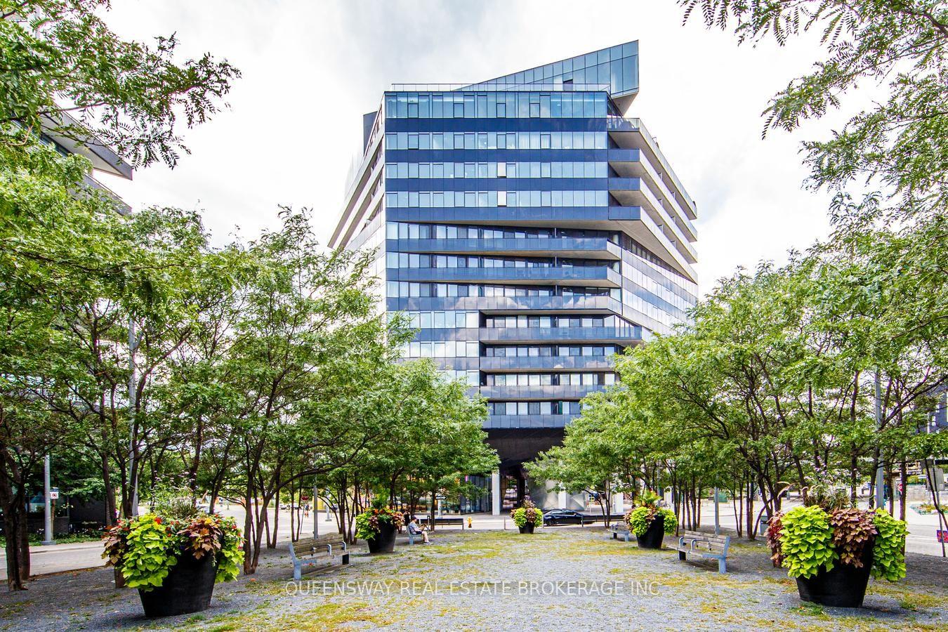 21-lawren-harris-square-toronto-toronto-ontario-c13681022