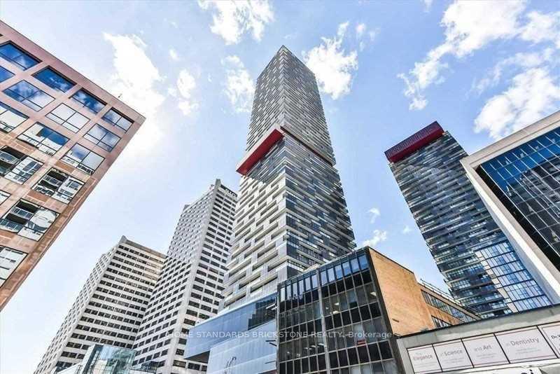 8-eglinton-avenue-e-toronto-toronto-ontario-c13681048