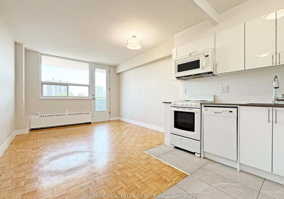 1500-bathurst-street-toronto-toronto-ontario-c13681078