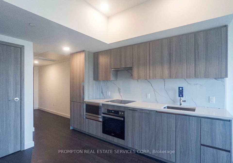 3-concord-cityplace-way-toronto-toronto-ontario-c13681086