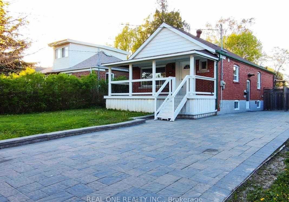 42-cadillac-avenue-toronto-toronto-ontario-c13681088