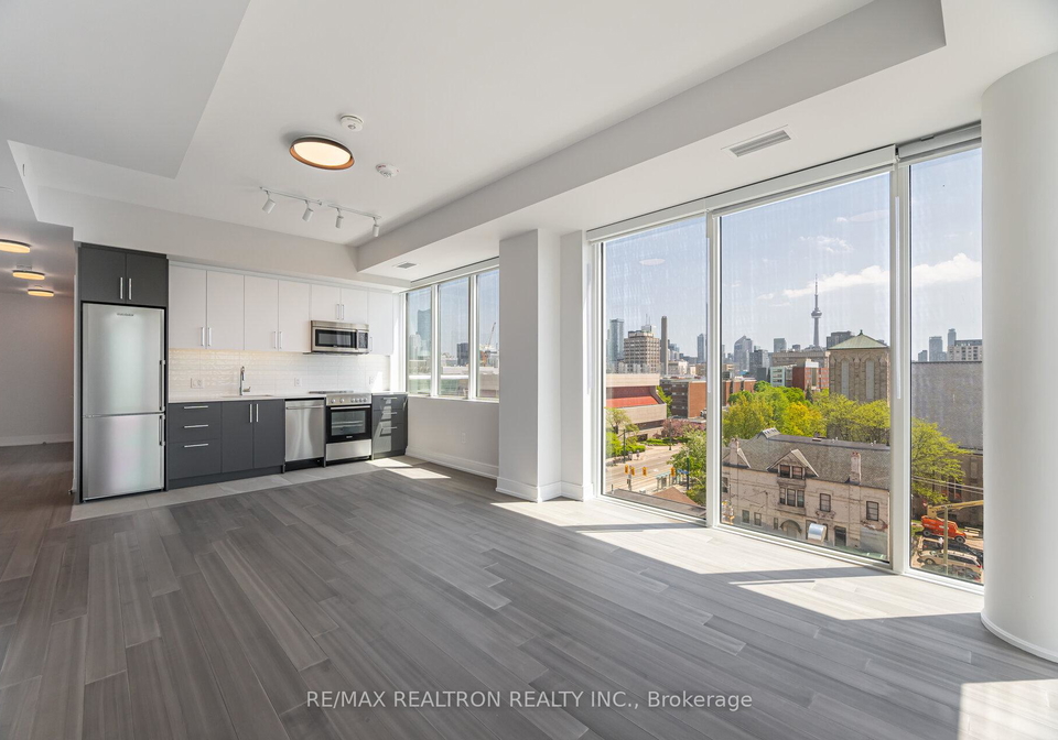 664-spadina-avenue-toronto-toronto-ontario-c13681116