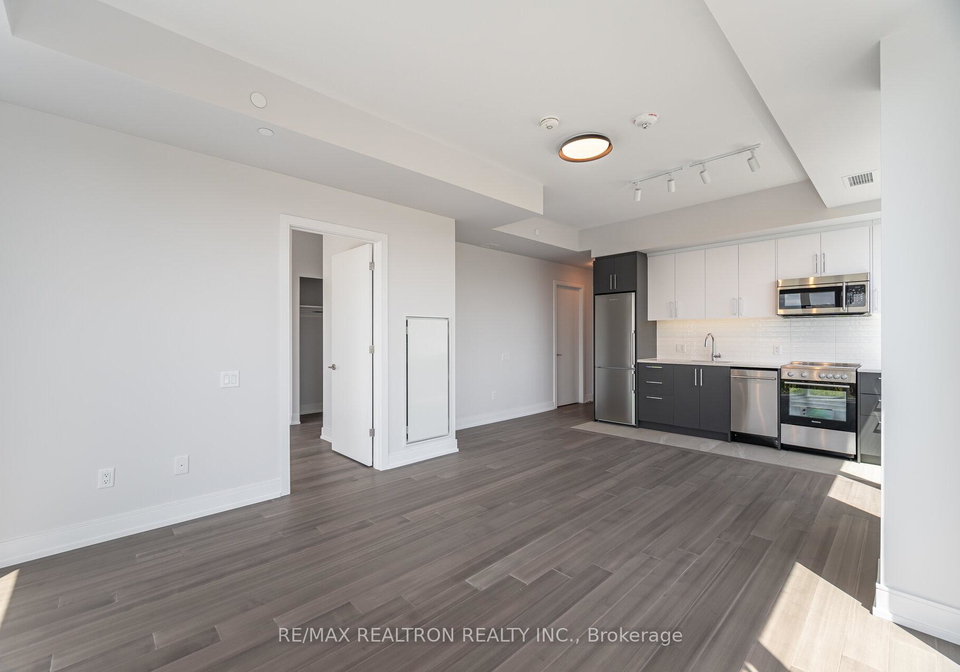 664-spadina-avenue-toronto-toronto-ontario-c13681116