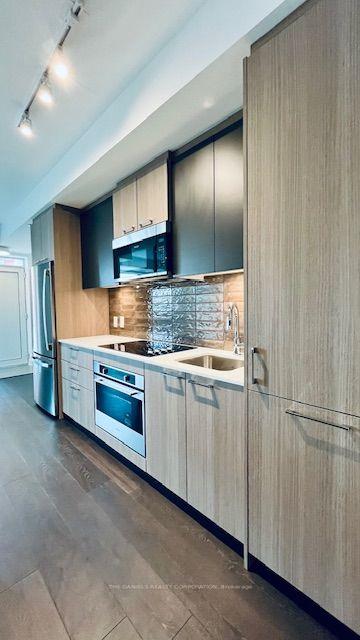 10-oak-street-toronto-toronto-ontario-c13681178