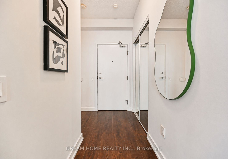 121-mcmahon-drive-toronto-north-york-ontario-c13681224