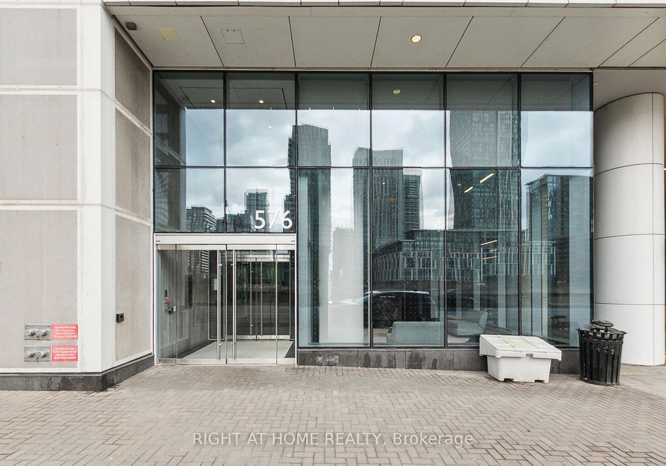 576-front-street-w-toronto-toronto-ontario-c13681370