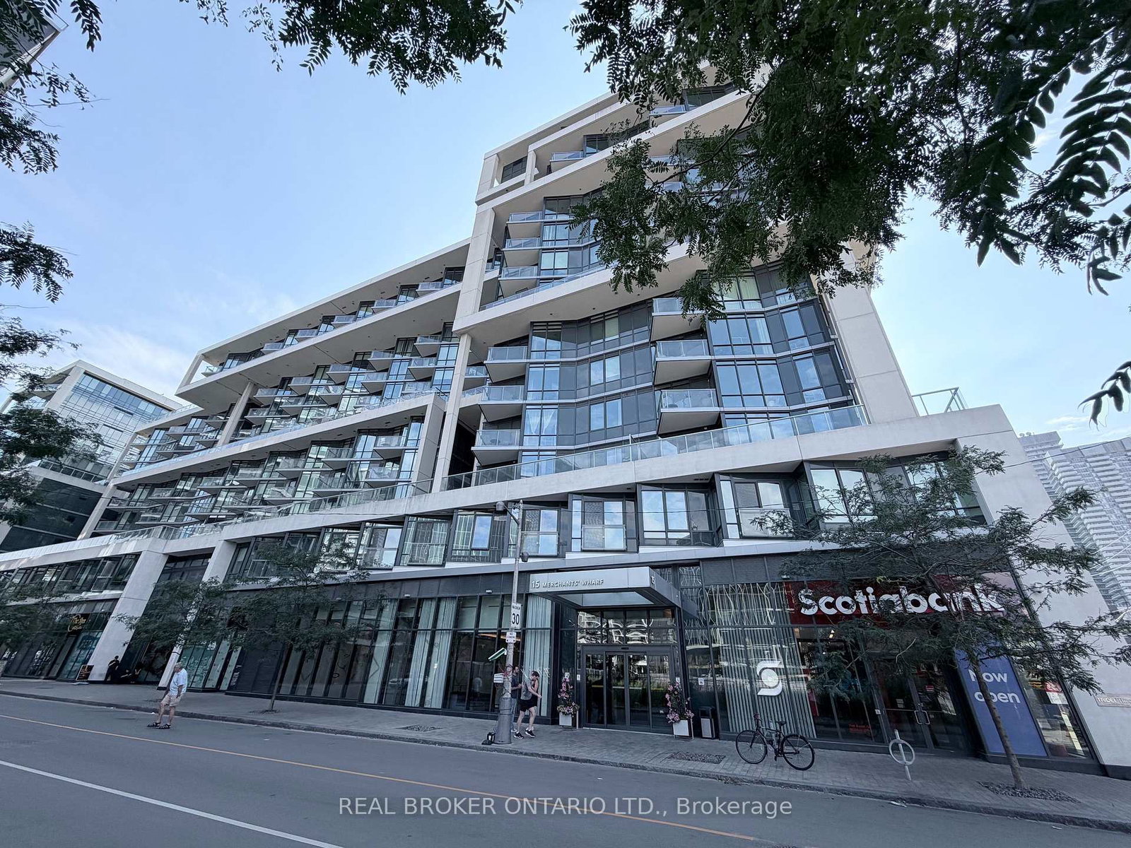 15-merchants-wharf-toronto-toronto-ontario-c13681502