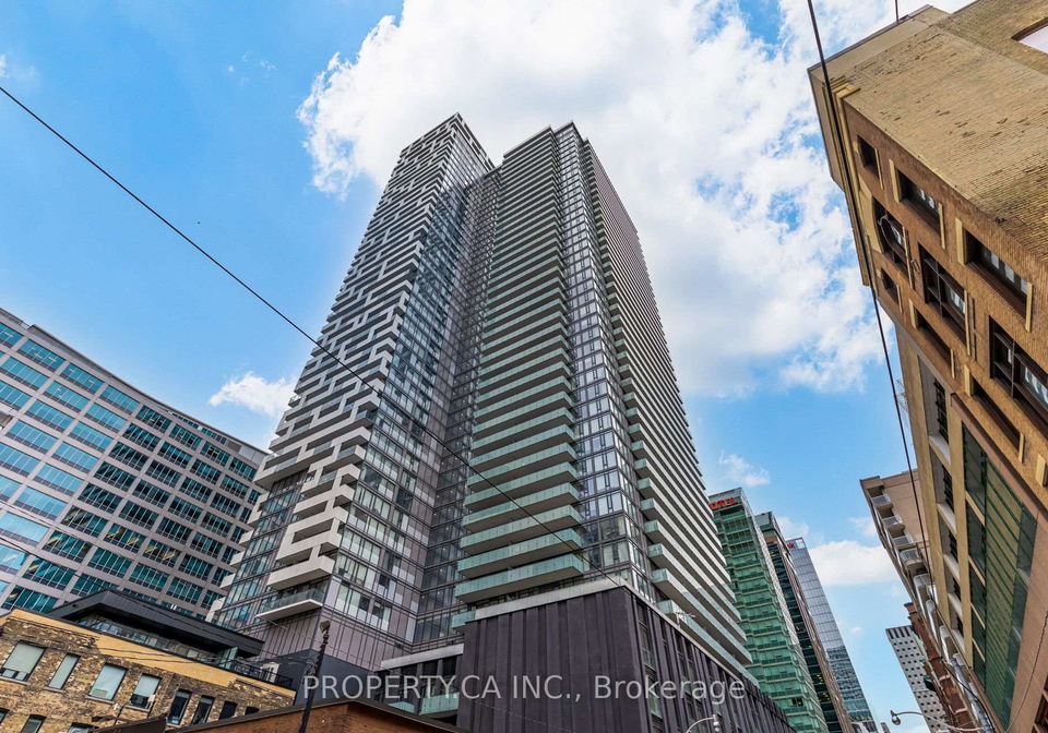 25-richmond-street-e-toronto-toronto-ontario-c13681990