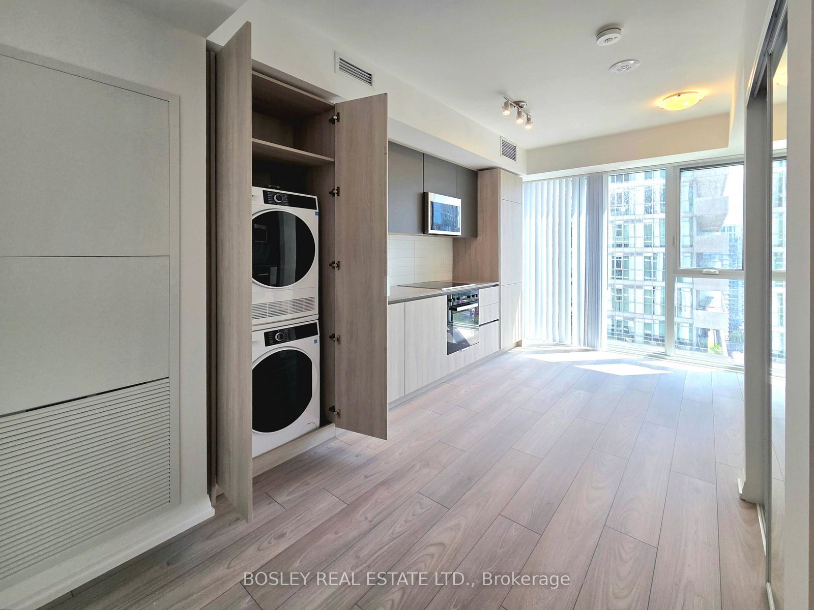 400-king-street-toronto-toronto-ontario-c13682142