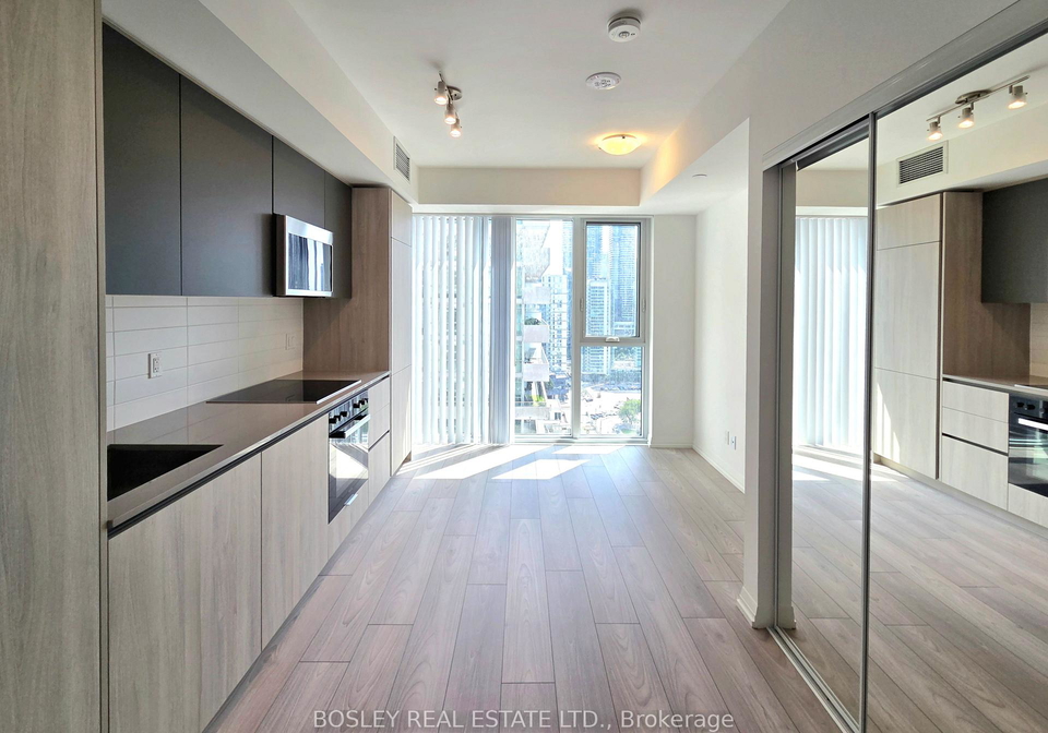 400-king-street-toronto-toronto-ontario-c13682142