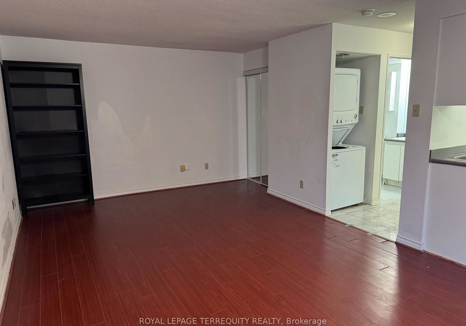 736-bay-street-toronto-toronto-ontario-c13682184