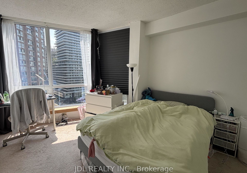 1055-bay-street-toronto-toronto-ontario-c13682246