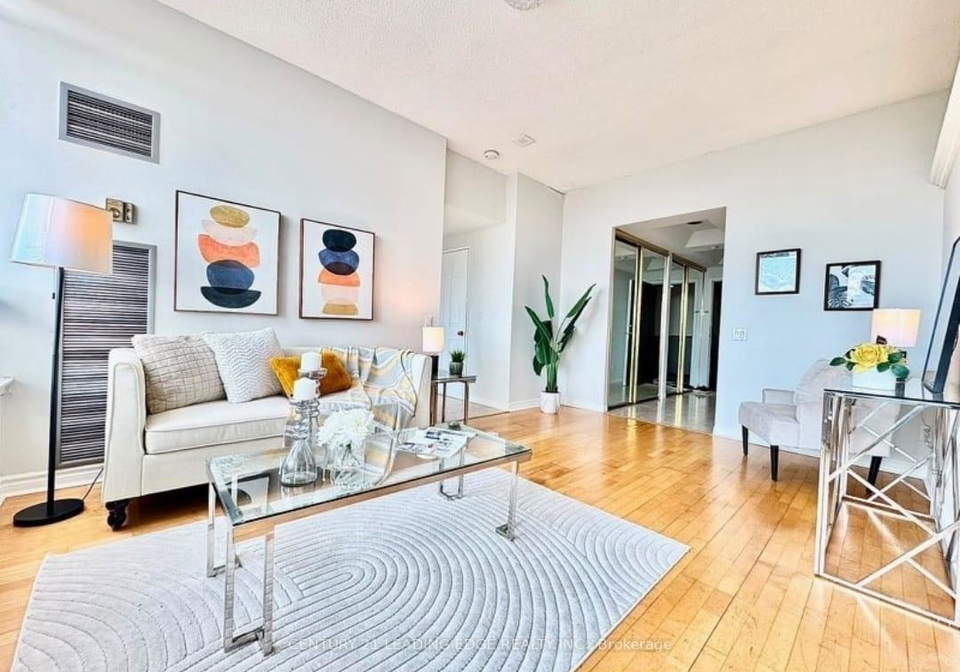 7-bishop-avenue-toronto-north-york-ontario-c13682262
