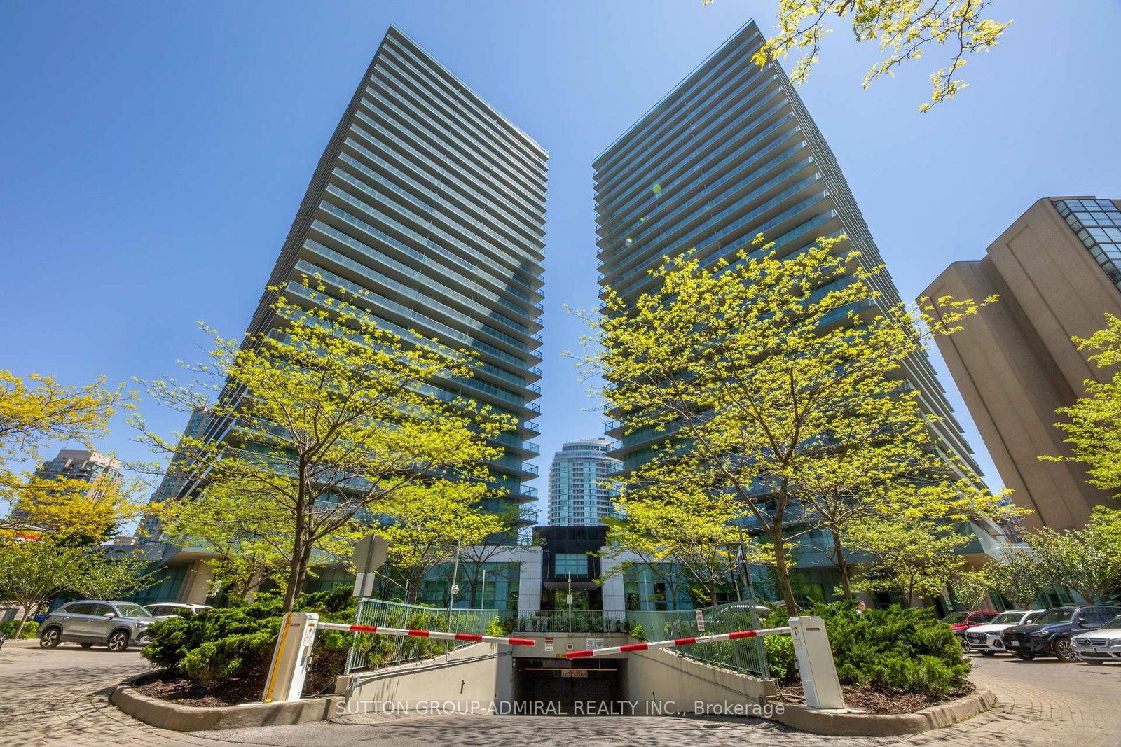 5500-yonge-street-toronto-toronto-ontario-c13682332