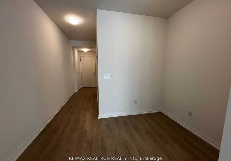 8-widmer-street-toronto-toronto-ontario-c13682412