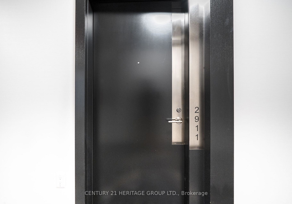 101-erskine-avenue-toronto-toronto-ontario-c13682424
