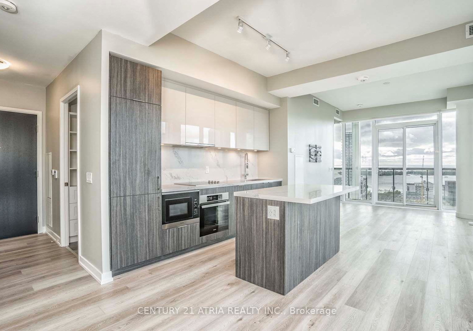 158-front-street-toronto-toronto-ontario-c13682434