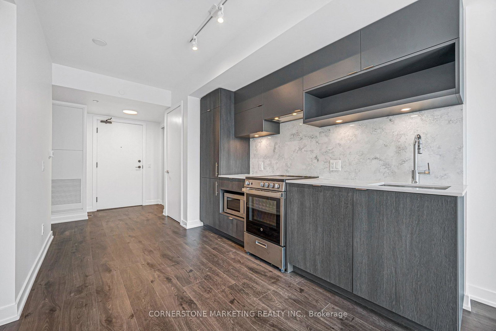 100-queen-street-e-toronto-toronto-ontario-c13682454