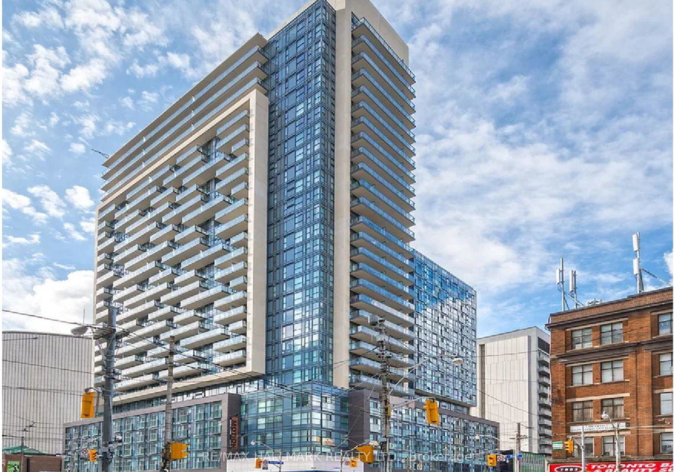 570-bay-street-toronto-toronto-ontario-c13682636