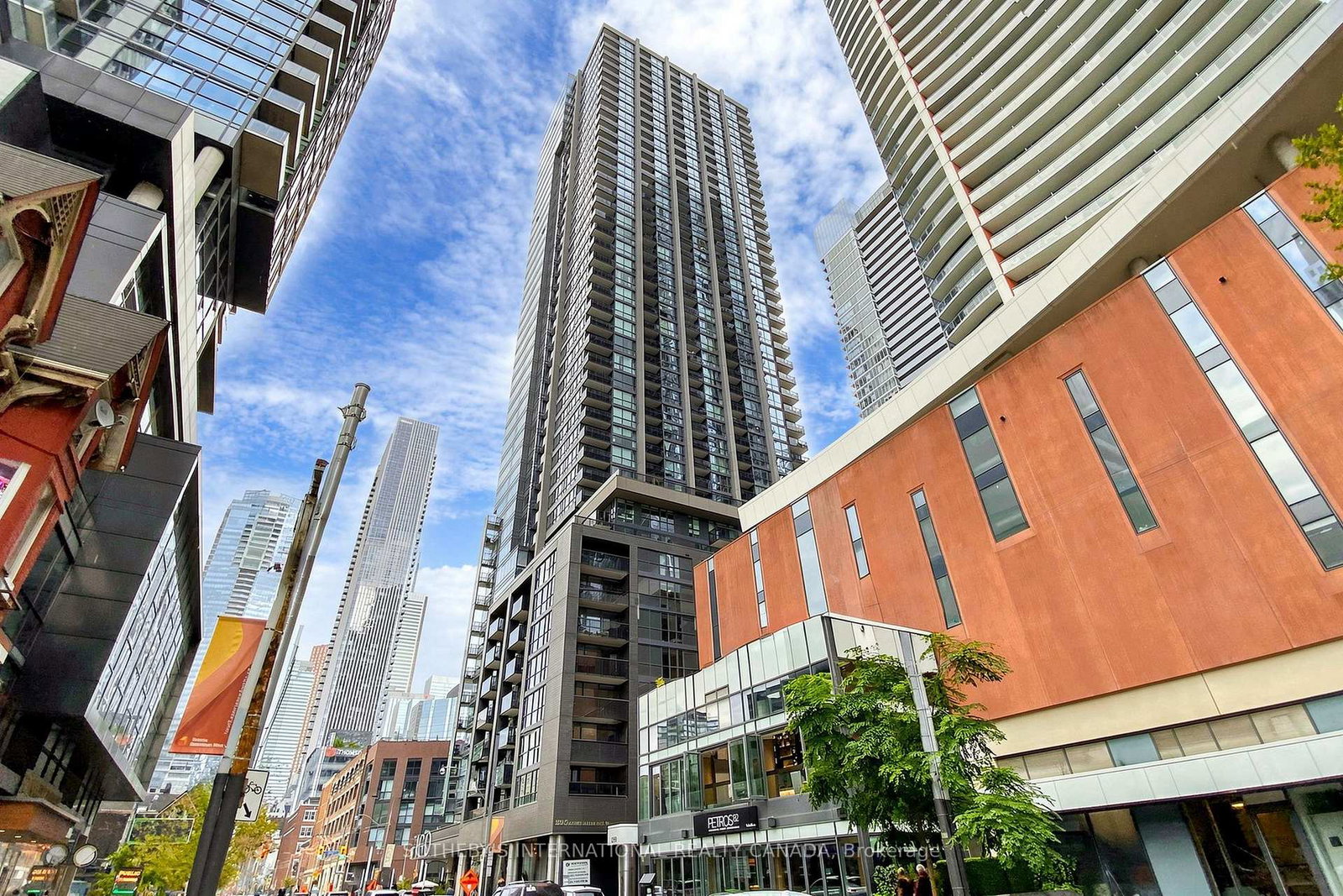 295-adelaide-street-w-toronto-toronto-ontario-c13682726