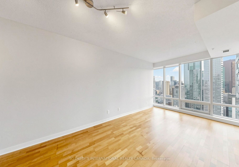 295-adelaide-street-w-toronto-toronto-ontario-c13682726