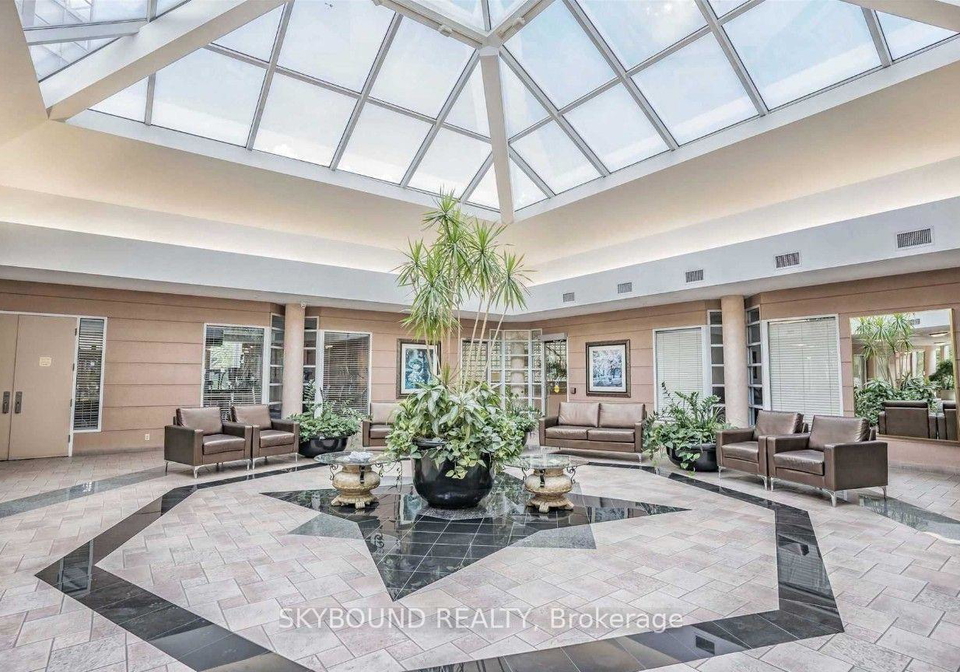 7-concorde-place-toronto-north-york-ontario-c13682812