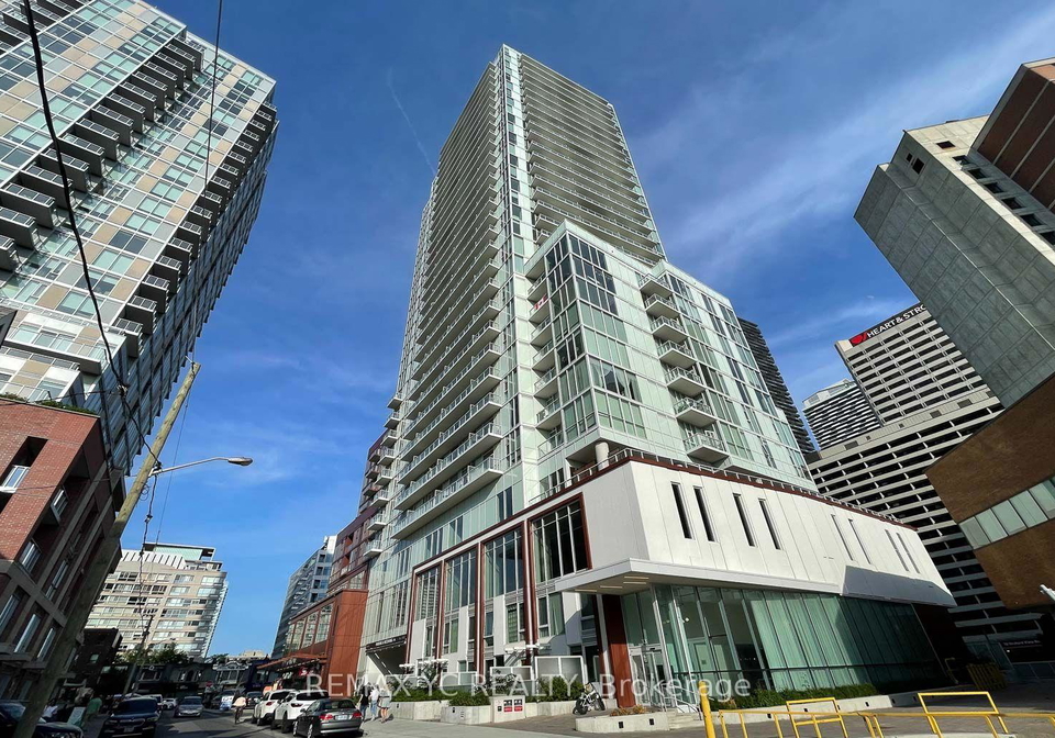 33-helendale-avenue-toronto-toronto-ontario-c13682866