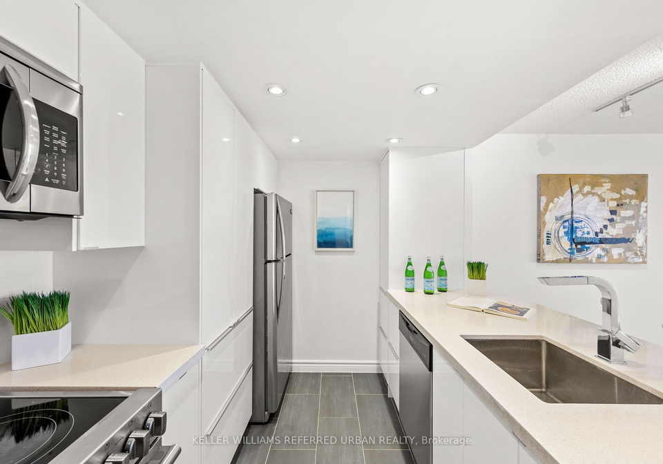 725-king-street-w-toronto-toronto-ontario-c13682938