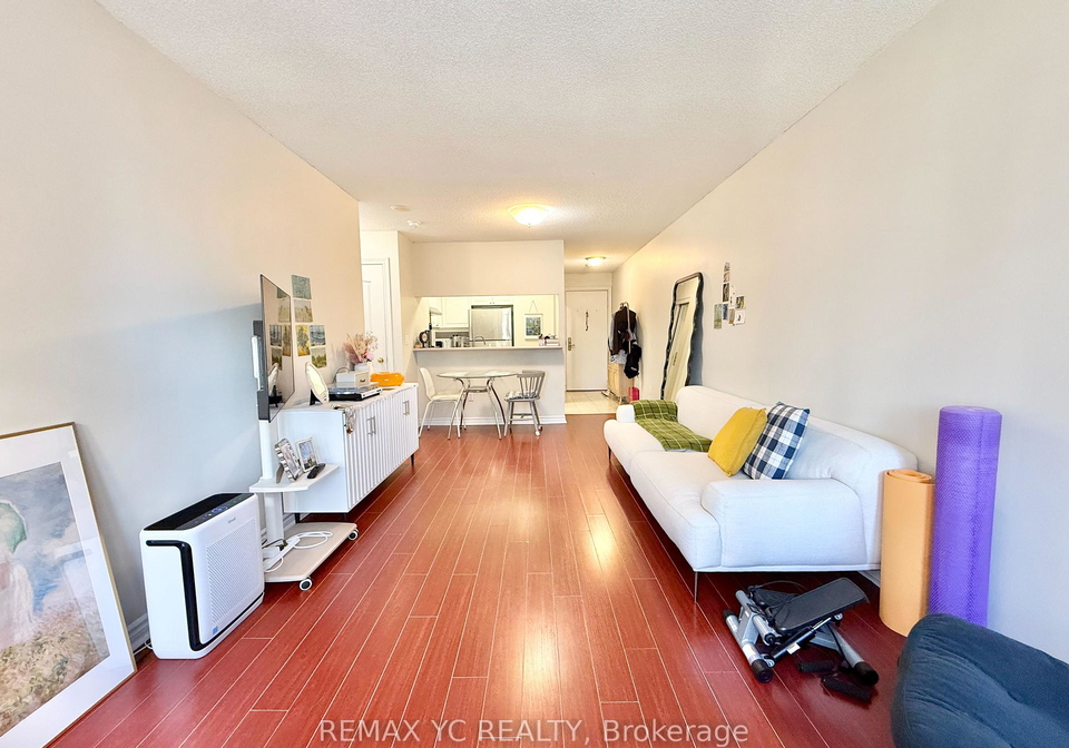 18-sommerset-way-toronto-north-york-ontario-c13682946