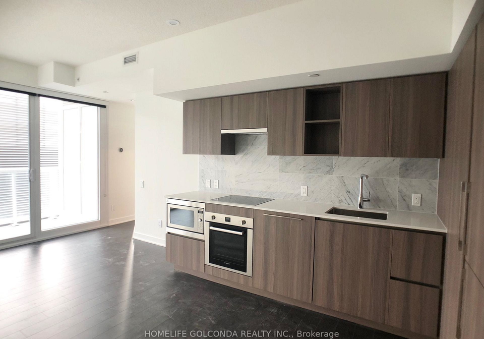 17-bathurst-street-toronto-toronto-ontario-c13683316
