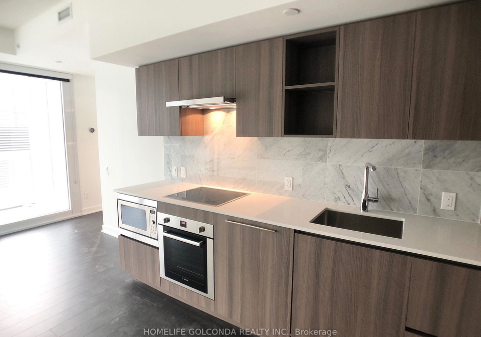 17-bathurst-street-toronto-toronto-ontario-c13683316