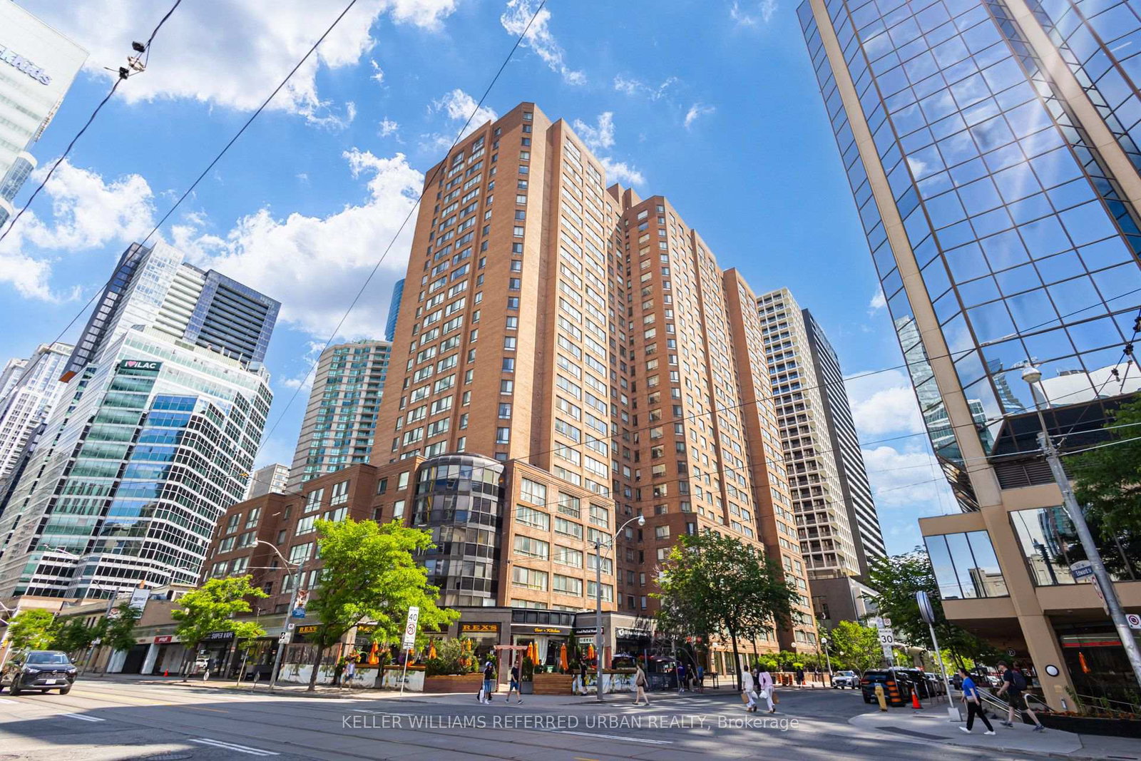 633-bay-street-toronto-toronto-ontario-c13683334