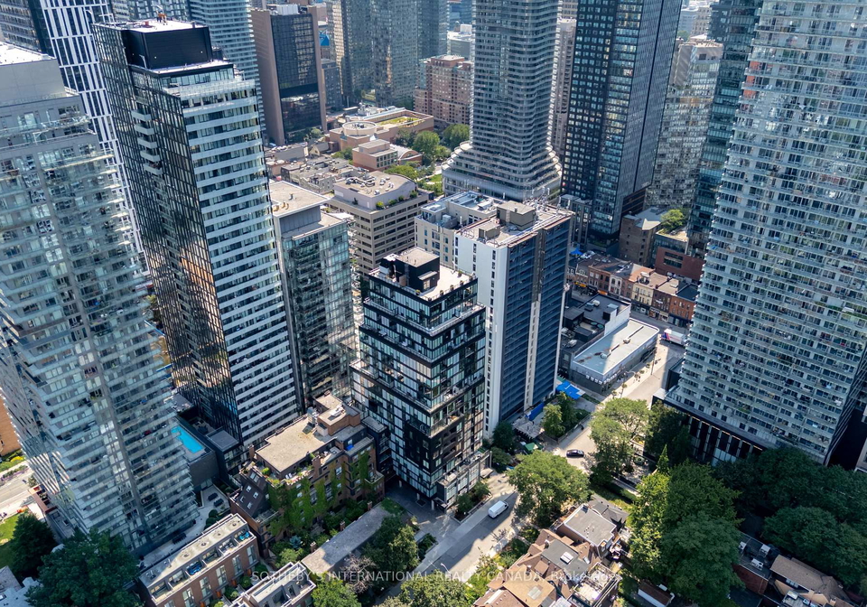 17-dundonald-street-toronto-toronto-ontario-c13683504